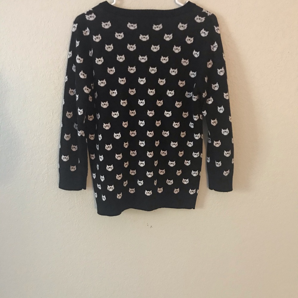 Cardigan - Picture 3 of 3